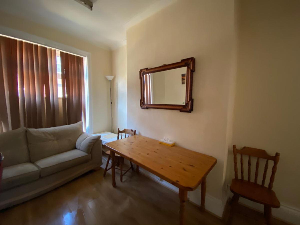Central Bolton Accommodation Quarto foto